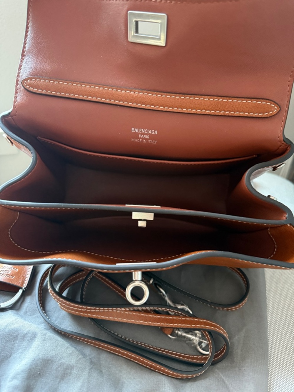 Balenciaga Rodeo Tan Cowboy in Mini Size - Picture 9 of 14